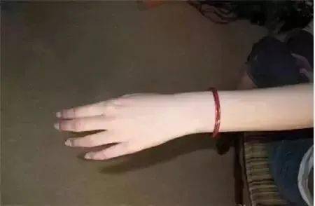 22315a6a350f4eb1b999b3dae263d64f.jpeg