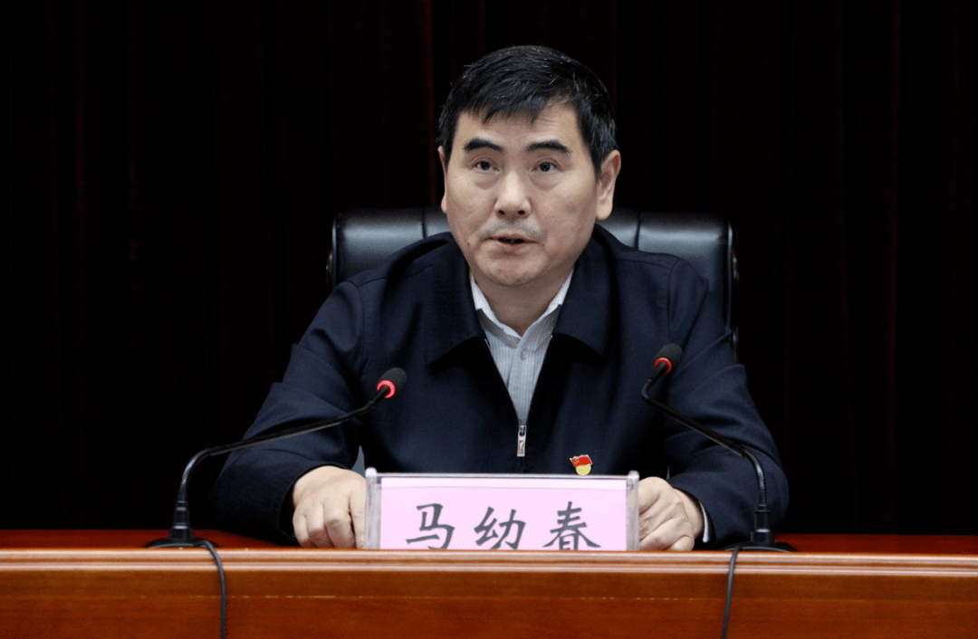 非公经济总量是什么意思_南阳市非公经济代表(2)