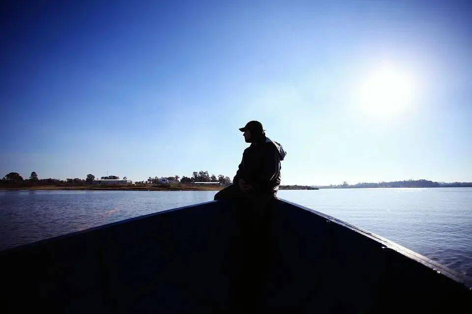 套房|95后女生创业一年买2套房：人与人的差距，是你想凭努力赚钱