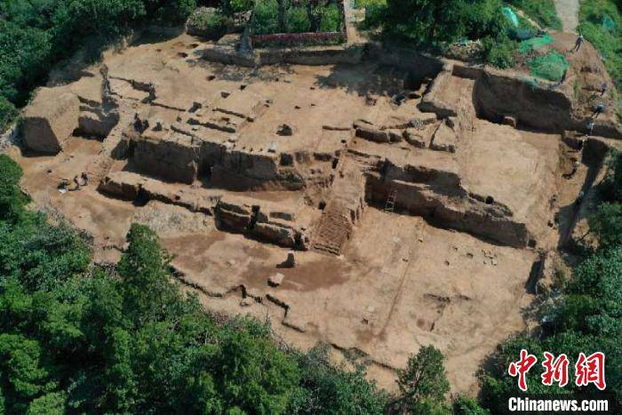 唐代|西安临潼华清宫发现保存完整唐代高台建筑遗址