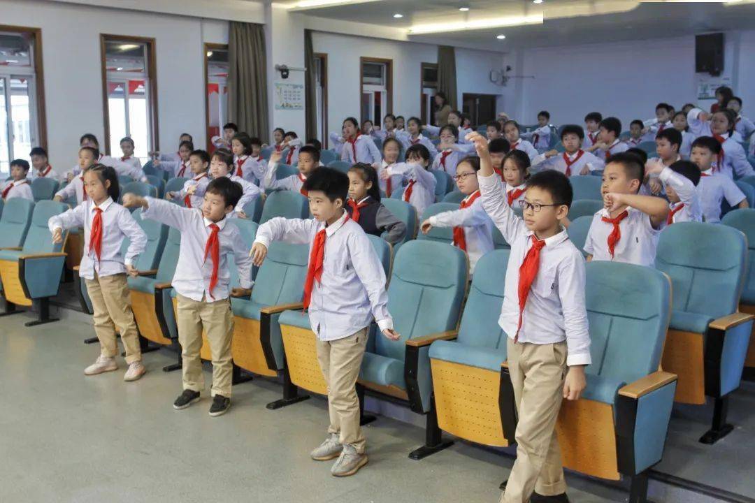 【活力课堂】京剧进校园 瑜音沐童心——曹行小学京剧