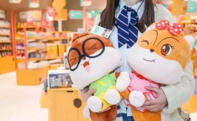 零食|东阿首家【三只松鼠】门店开业啦！超多网红零食直接免费送送送！