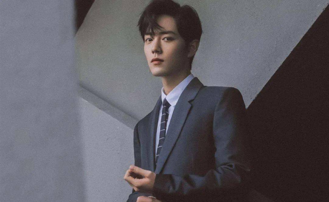 马楠|秋天,是最适合穿衬衫的季节