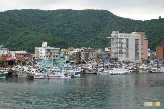日本公务船钓鱼岛冲撞台湾渔船，渔民要求赔偿