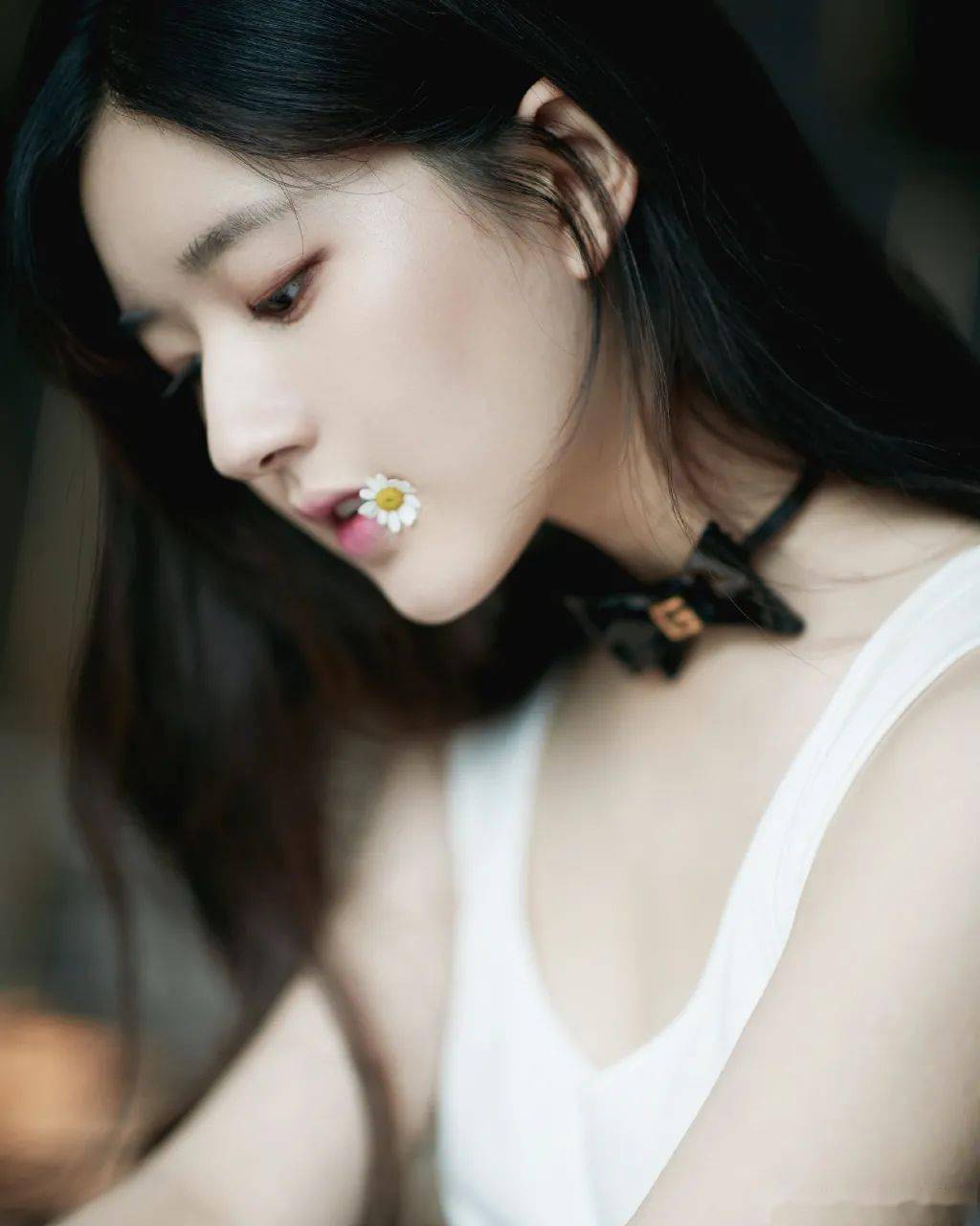 图片|入秋的第一杯奶茶?别忘了给唇色也安排上!