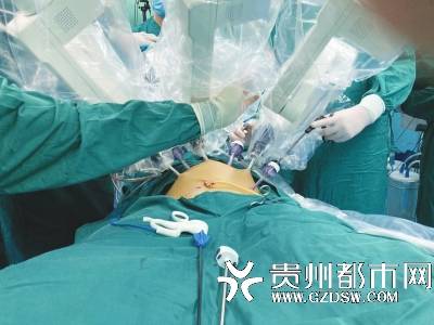 青岛医生远程为安顺膀胱癌患者动手术_手机搜狐网