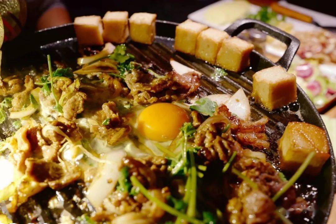 设拉子|这世上没有什么是一顿烧烤不能解决的……