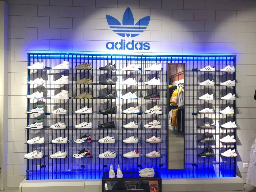 长长长长假期,来adidas新新新新门店!