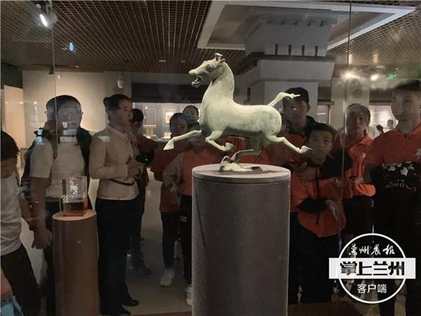 人口型彩陶_半坡型彩陶图片