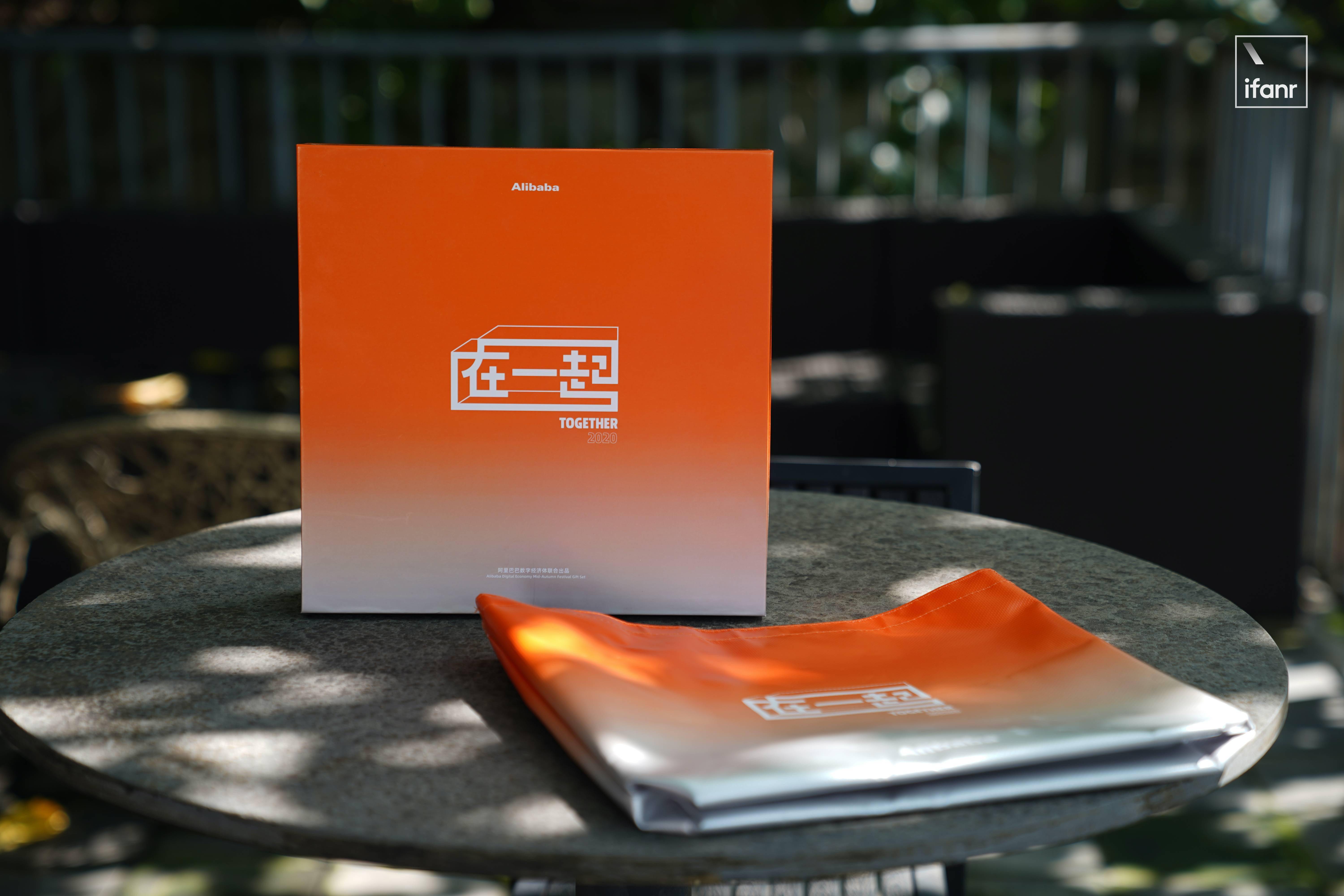 包装袋|开箱 8 盒月饼后,我们发现了品牌包装袋背后的门道