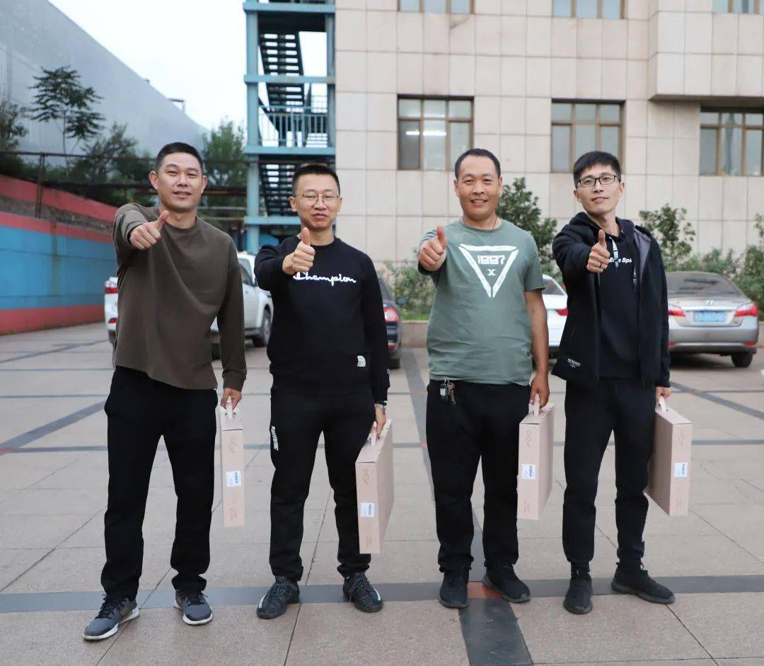 嗨翻天趣无限公司第三届九江杯中层干部趣味运动会火热开赛
