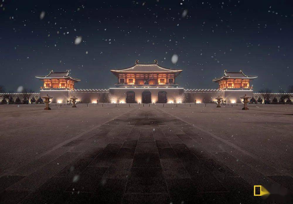 因此洛阳有  千年帝都之称,与西安,南京,北京并称为中国四大古都