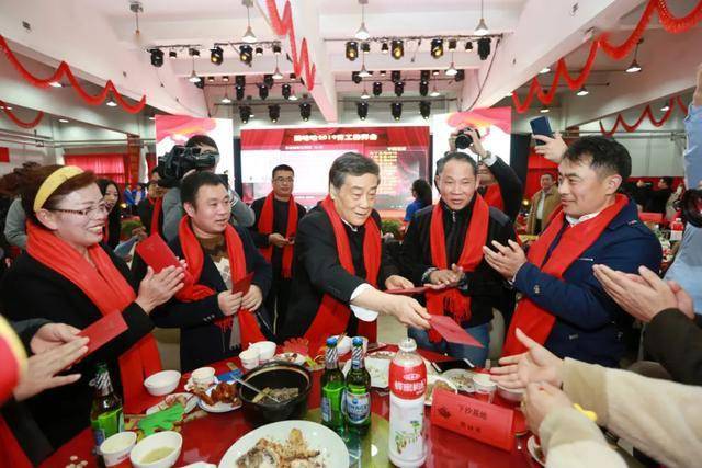 宗馥莉|交出娃哈哈，宗庆后还是不放心？