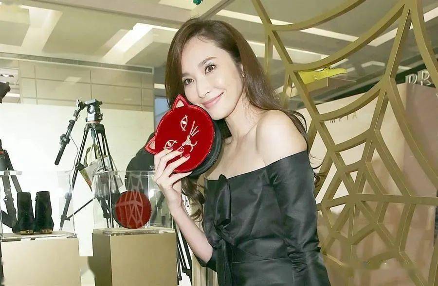 吳佩慈豪門夢破碎,豪宅被抵押︰6年4胎得55億,她虧了嗎? 吳佩慈豪門夢破碎,豪宅被抵押︰6年4胎得55億,她虧了嗎?