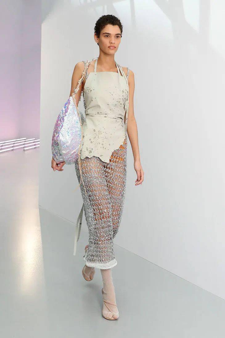 Lye|T型台 | 真·直播看秀，Balmain玩出花了