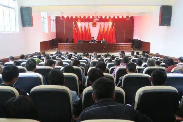 乡召开第七次人口普查动员会_第七次人口普查图片(3)