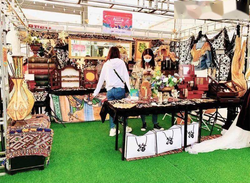 生活|复古车、网红摊、美食坊...刷爆朋友圈的潮流市集来五棵松了！