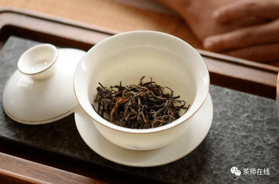 茶杯|为什么要把茶具烫一遍？泡茶之前