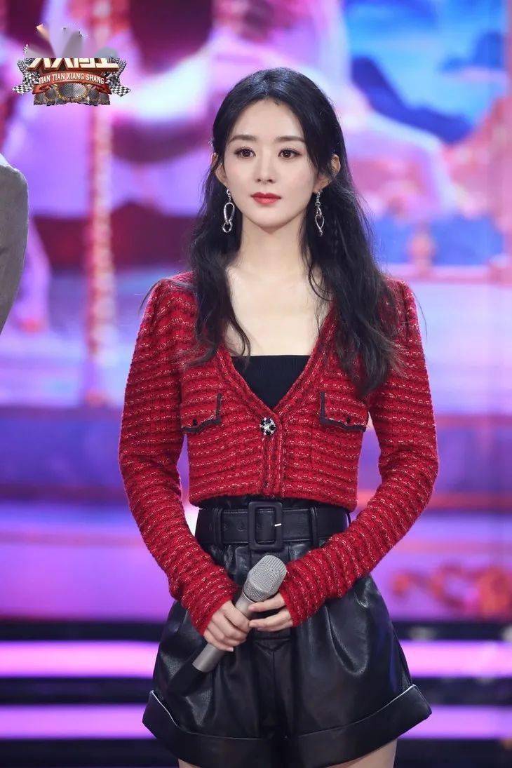 西服|被腿更长的她“抢”了代言,小S心服口服