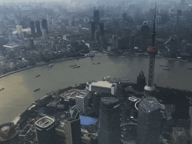 外滩夜景2020登高上海之巅繁华的南京路,绚丽的外滩,古韵的城隍庙