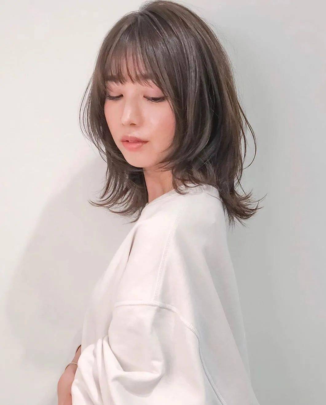 造型|入秋必选的第一款锁骨发造型