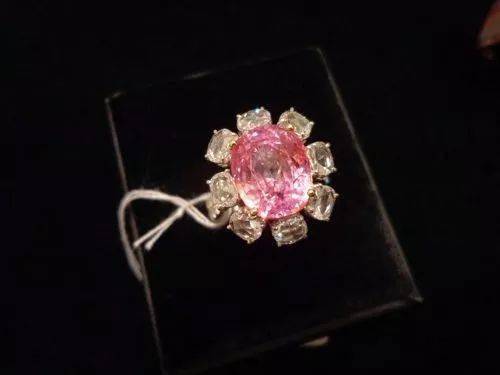 涨势|下一个矢车菊蓝宝石?价格不高却涨势凶猛,它是真正的投资潜力股!