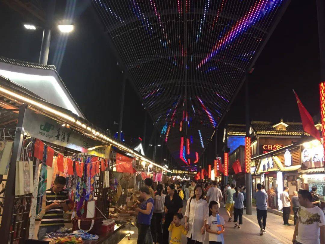 喊你出动大运河畔这个夜市全新上线美食更多更好玩了赶紧逛吃逛吃去