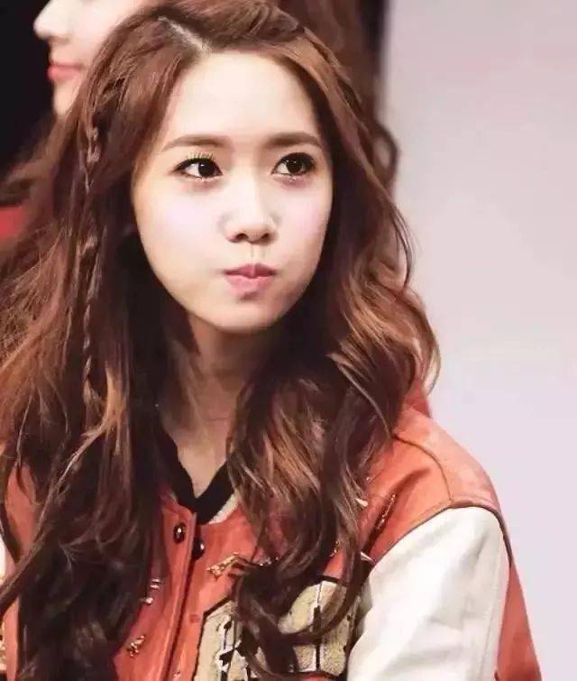 头发|别扎马尾和丸子头了！30秒教你6款不一样的懒人扎发！