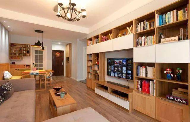 能越|选对了电视柜，小户型也能越住越大！