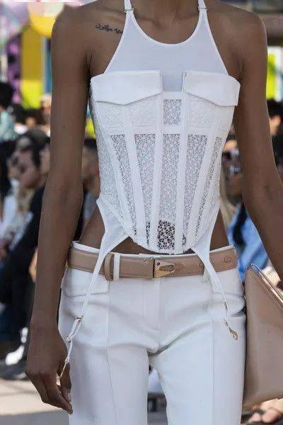 Get|工艺灵感 | 80例炒鸡好玩的拼接设计，告別千篇一律的单调，设计师必学技能Get!