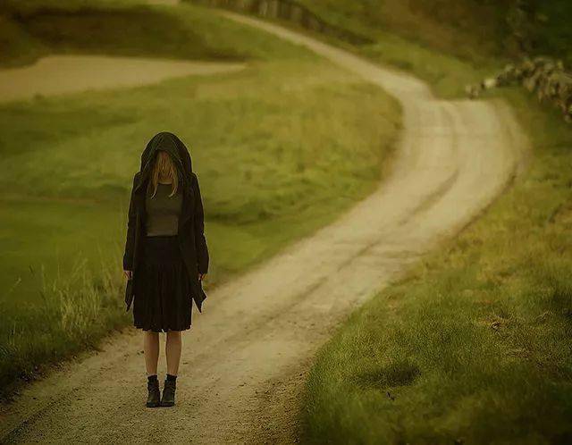 梦见自己全身没穿衣服,探索梦境背后的深层含义 梦见自己全身没穿衣服,探索梦境背后的深层含义