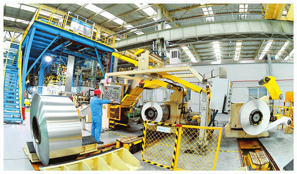 生产|坚守岗位 赶制订单