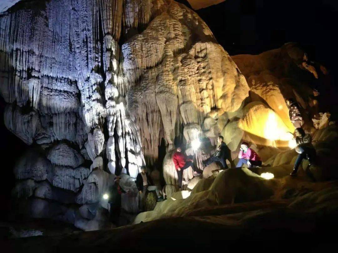 休闲露营丨10月2-3日神奇的罗坑探神秘溶洞,大草原露营赏月野餐,纯净