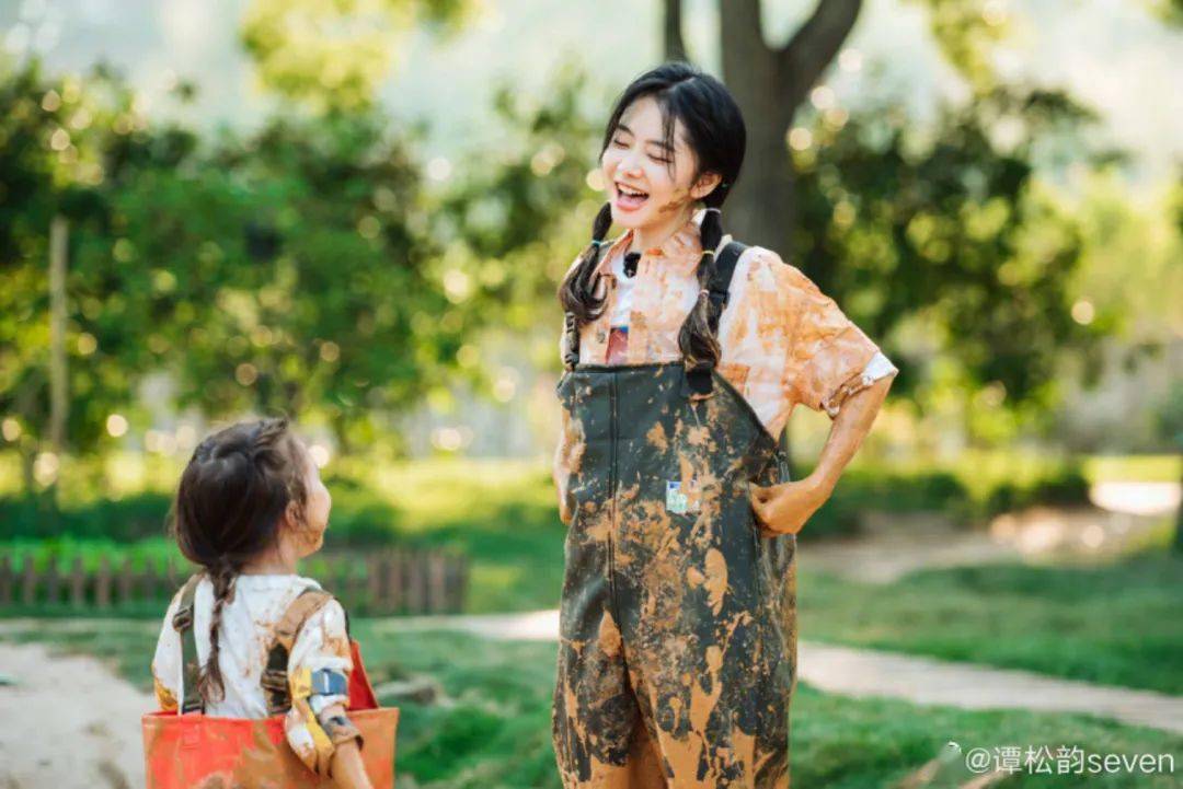 肌肤|我长得像高中生的原因,一定是因为我长得嫩!