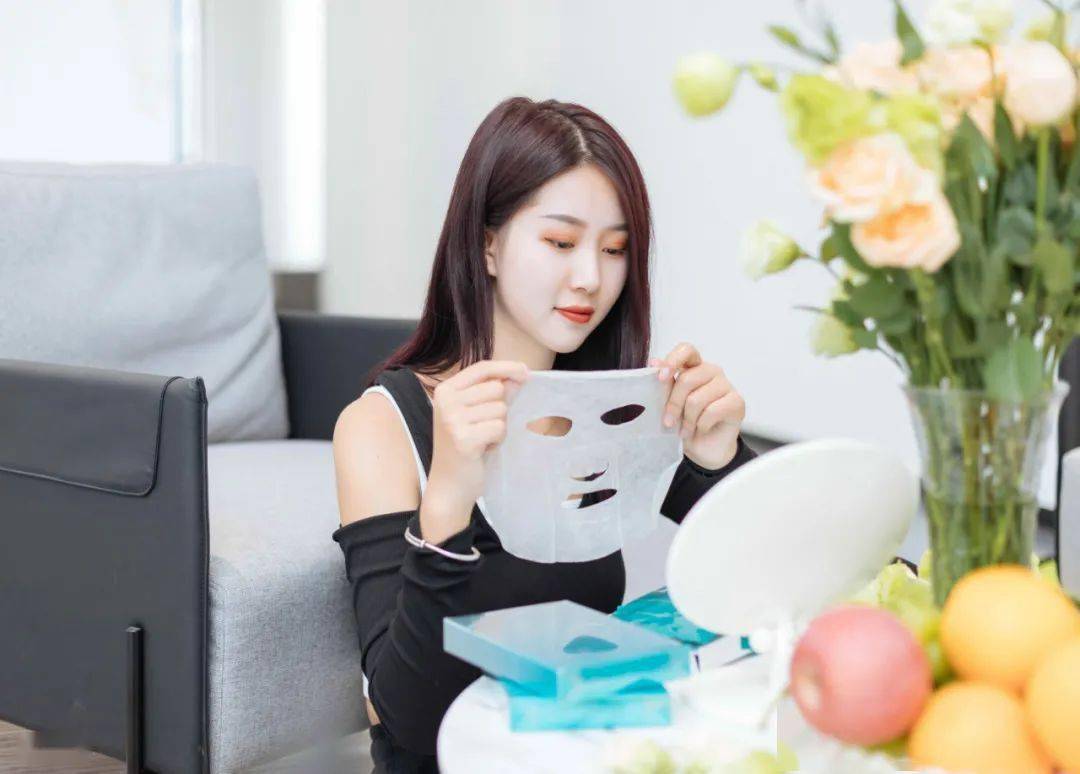 救命|护肤测评：秋冬救命级的国货补水面膜，好用到美妆博主都私藏！