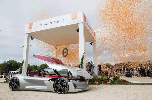 Cartier|江疏影的腕表，《从入门到（因价格而）放弃》