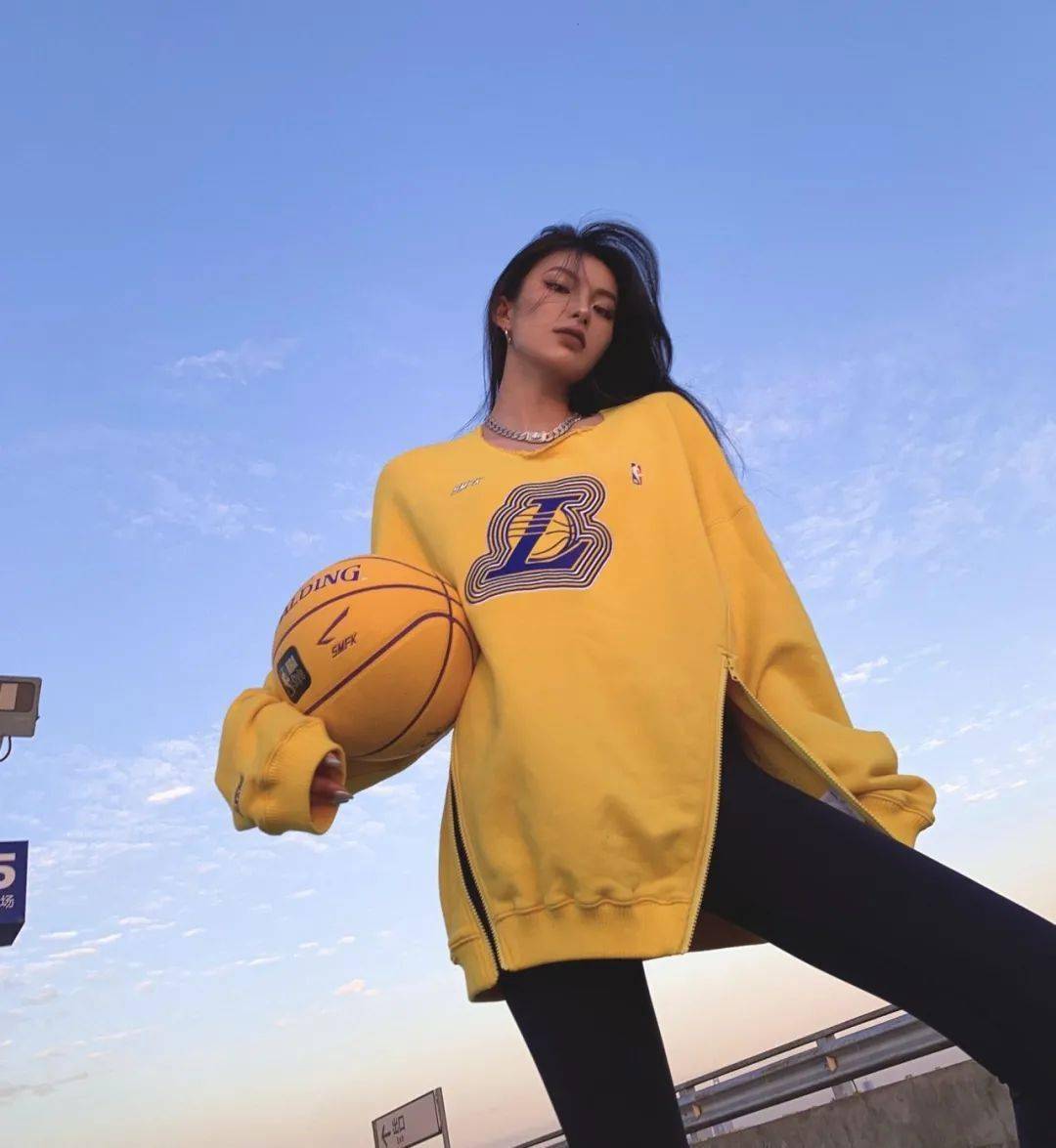 潮流|SMFK 是如何将篮球运动融入潮流的？