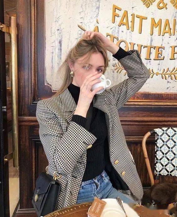 黑色|秋天这件内搭才是刚需！！