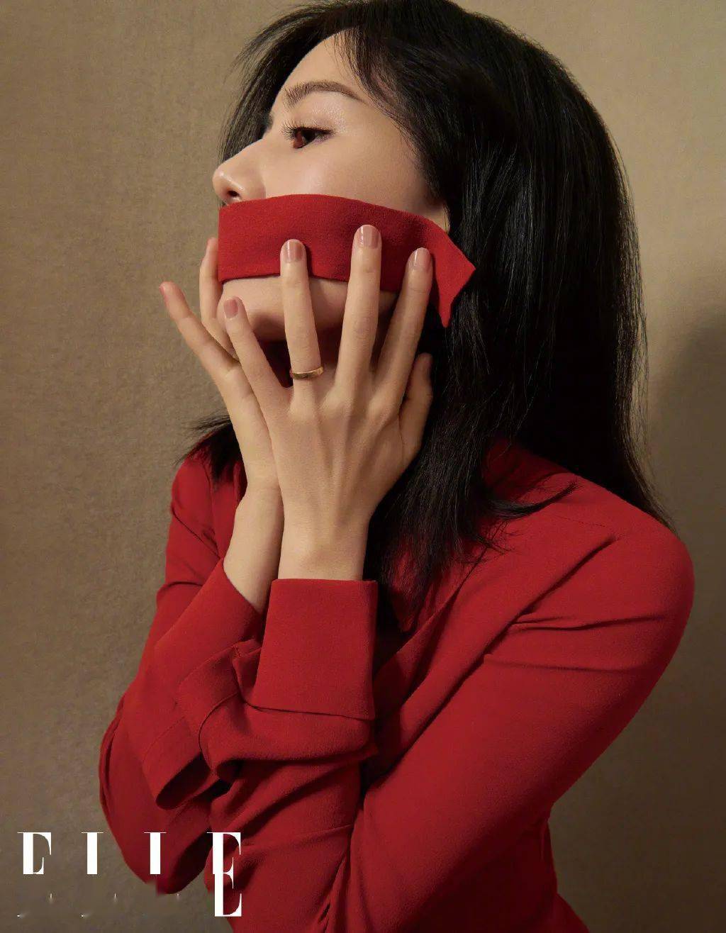 莉莉·柯林斯|你们的女神,高圆圆丨赏色