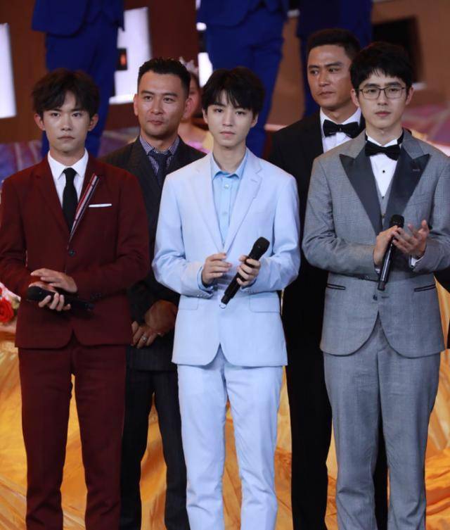 王俊凯的生日是几月几号真实 3d4c6c21d5da4d0cb50e3e95a0fac793.jpeg