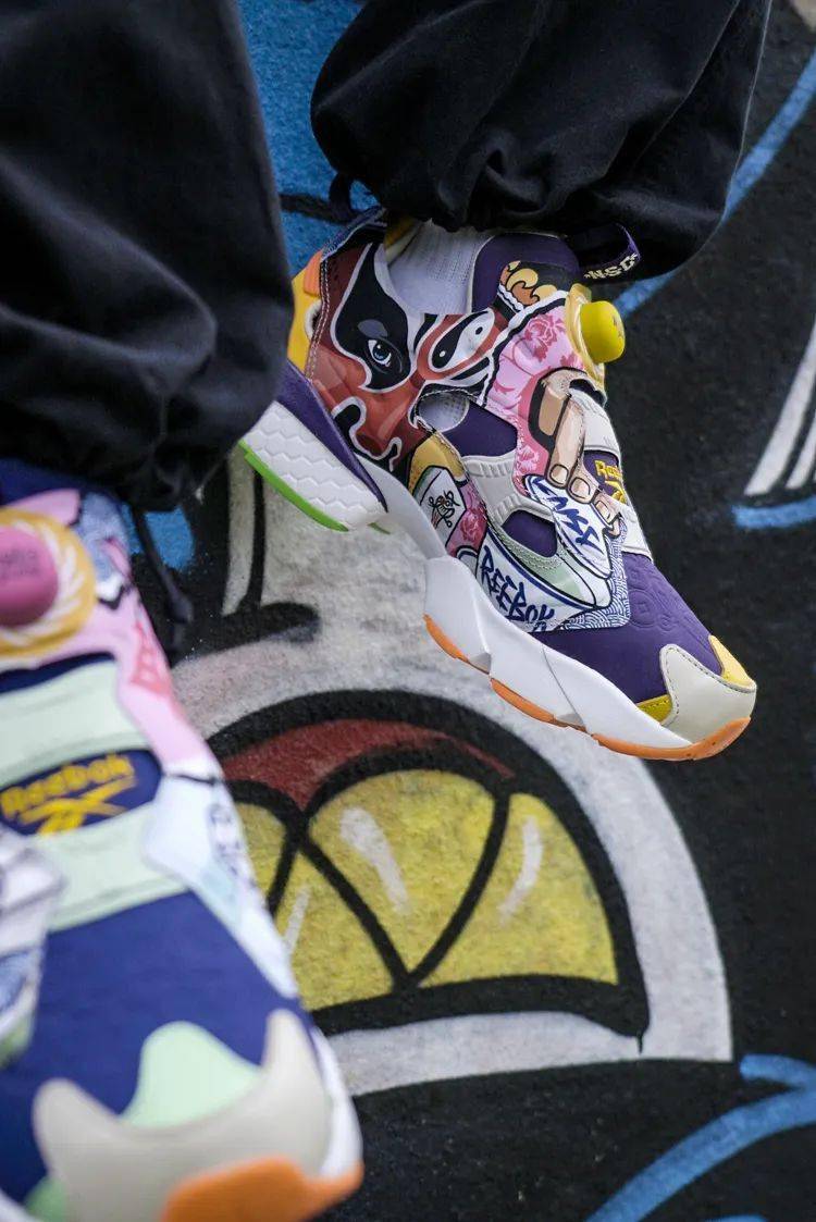 成都|细节多到数不过来！「成都」配色三方联名新鞋来了！