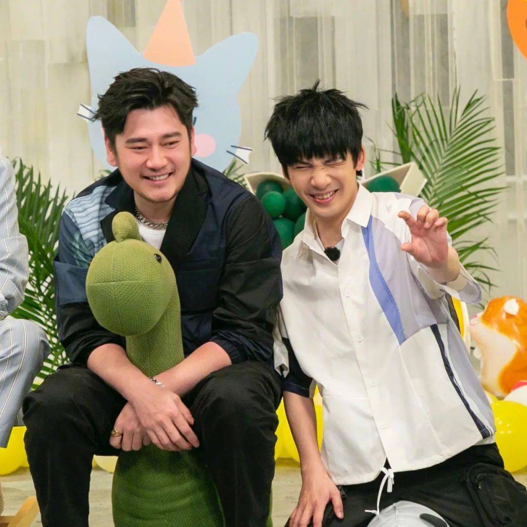 比例|美人计 | 钱枫的头有王一博两倍大？头大星人听完头更大了