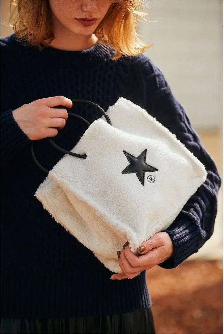 匡威|踩了这么多年匡威的你,了解这条小众服装支线吗?