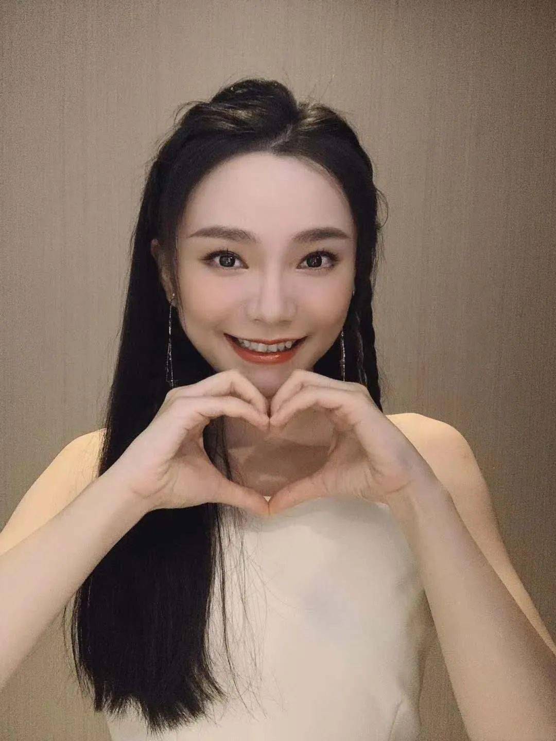 "艺"味"声"长 | 沈诗哲"大师课",遴选遵义琴童