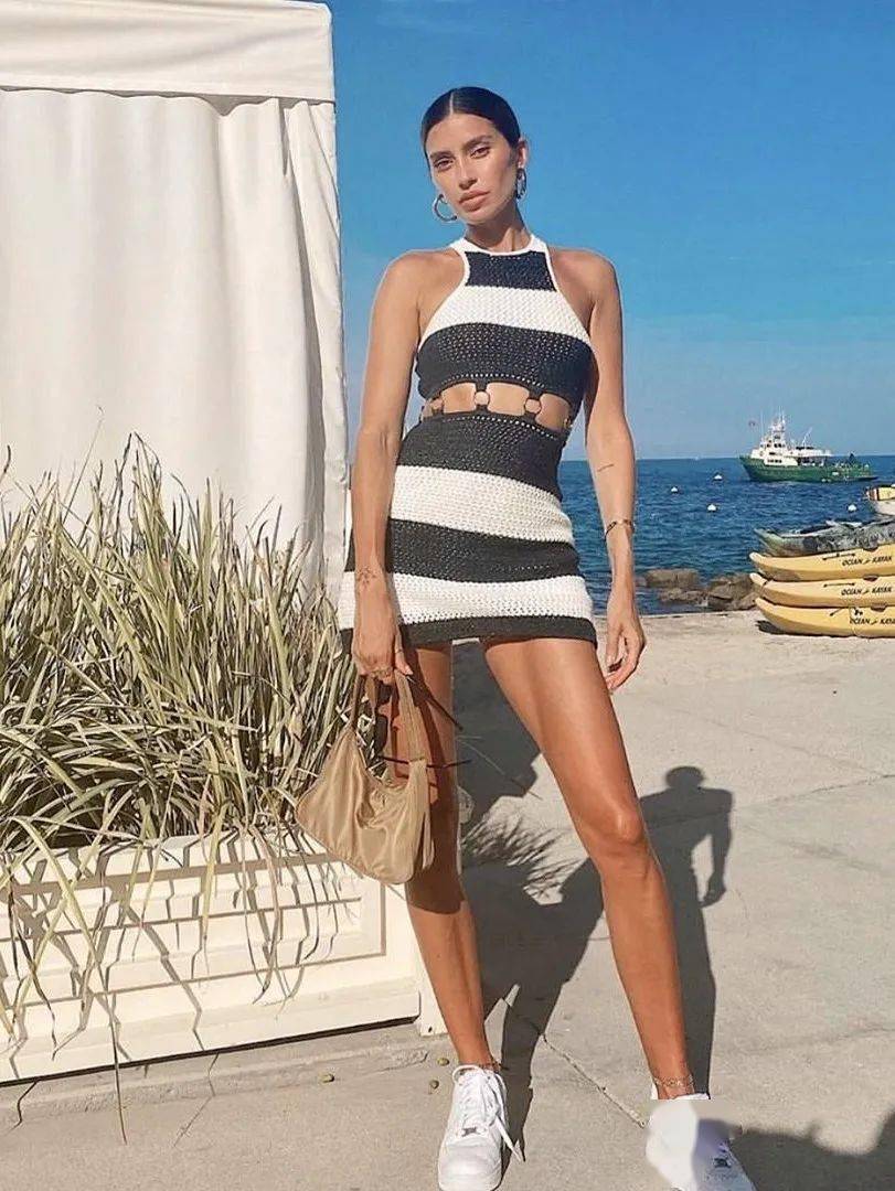 链条|易烊千玺被绑凳子上?时尚圈的链子有点厉害!