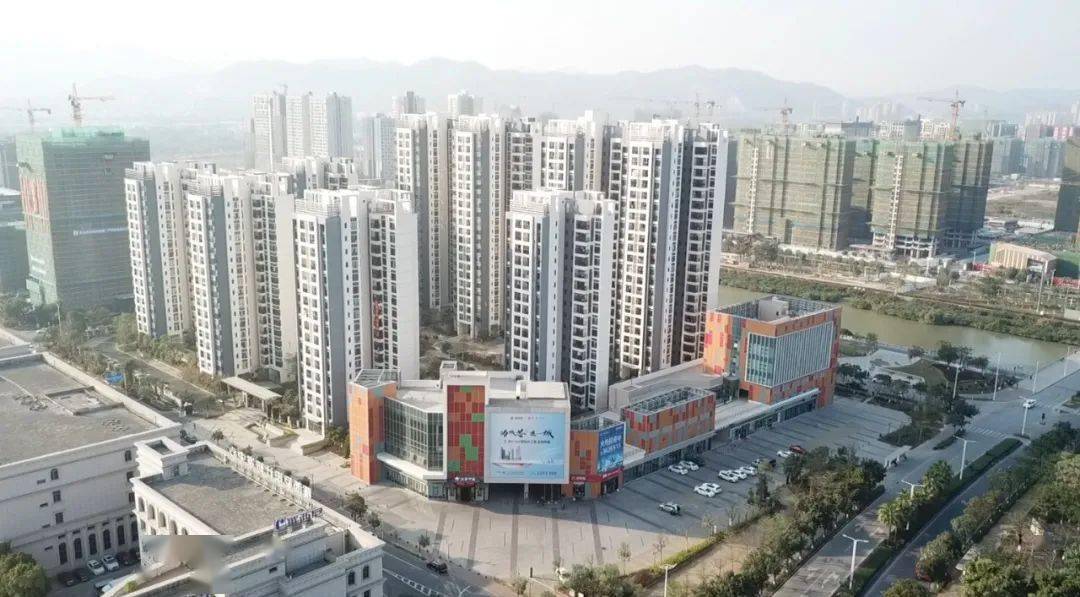 高兴西区和高新南区哪边gdp高_成都狠抓人才队伍建设 助推产业高质量发展(2)