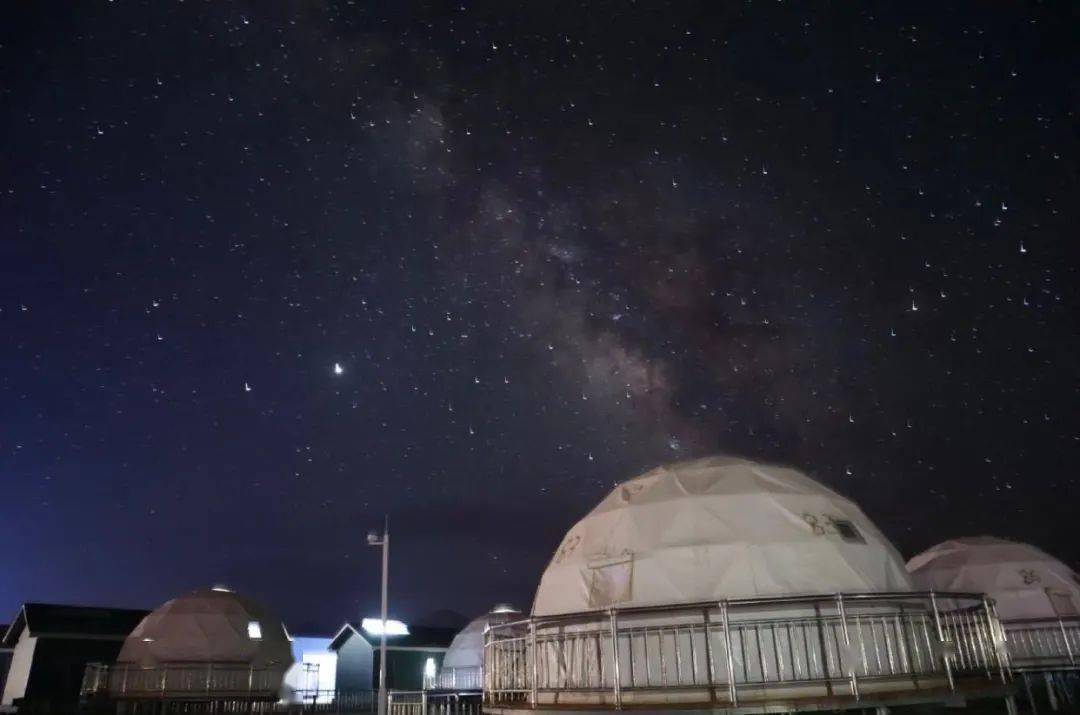 超难订到的沙漠营地:全年限时开放,落日观星美爆了 !