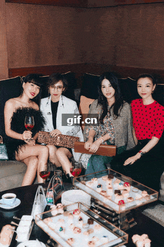 时装周|2021SS上海时装周 | 中国时尚向阳而生！