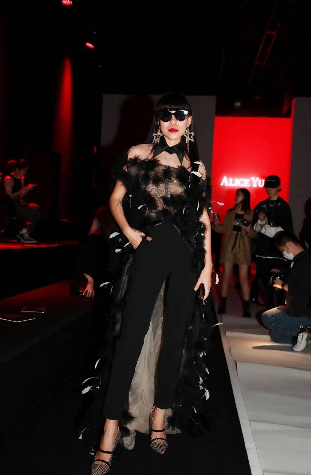 时装周|2021SS上海时装周 | 中国时尚向阳而生！