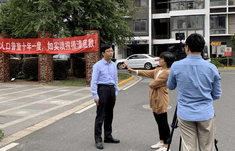 江阴澄江镇人口_炎炎夏日 澄江抚仙湖避暑好地方(2)